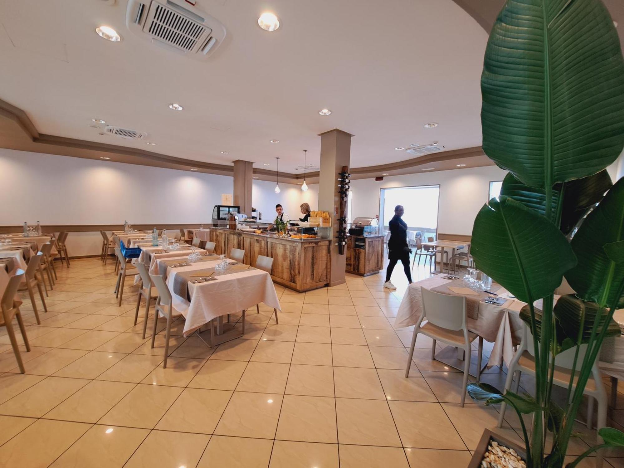 Hotel Butterfly Wellness & Spa Rimini Luaran gambar