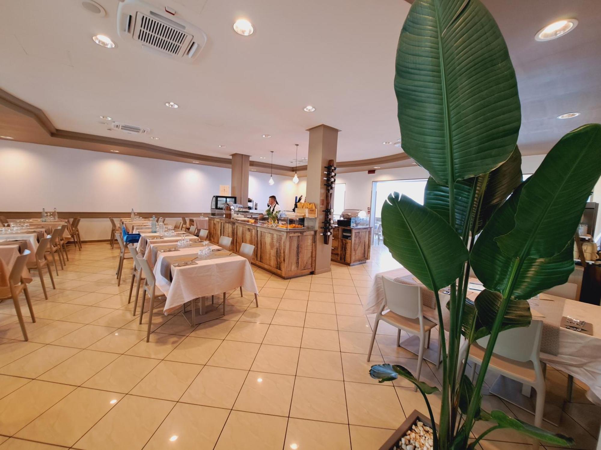 Hotel Butterfly Wellness & Spa Rimini Luaran gambar