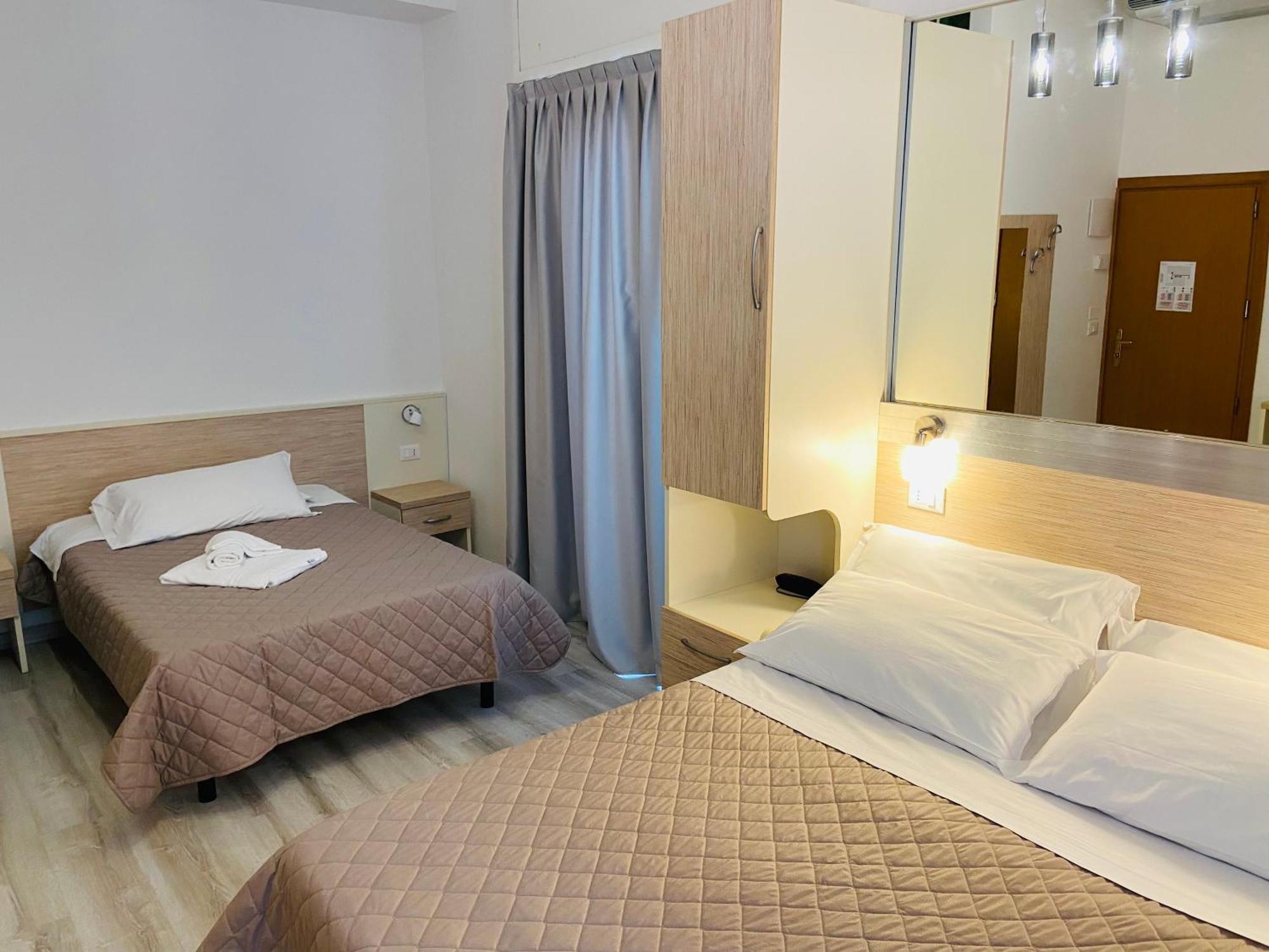 Hotel Butterfly Wellness & Spa Rimini Luaran gambar