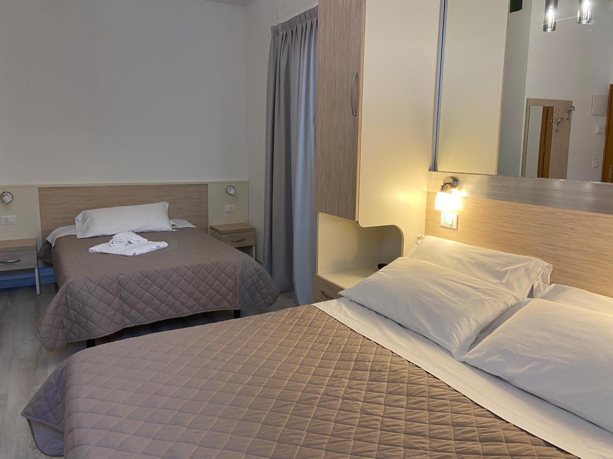 Hotel Butterfly Wellness & Spa Rimini Luaran gambar