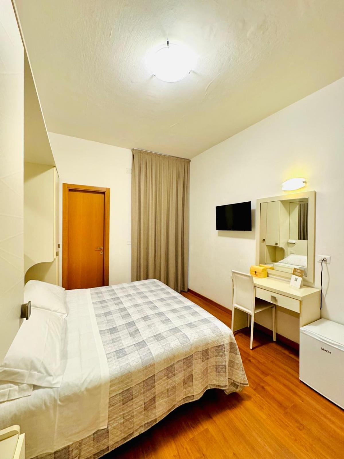 Hotel Butterfly Wellness & Spa Rimini Luaran gambar