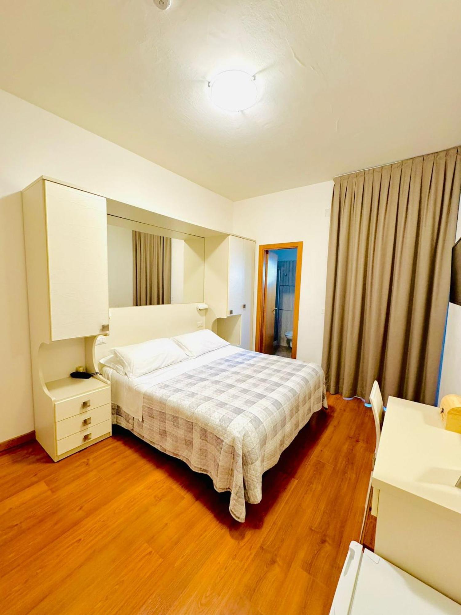 Hotel Butterfly Wellness & Spa Rimini Luaran gambar